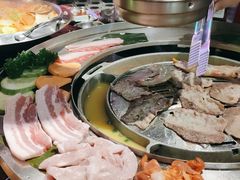 -哈哈碳都·牛肋条无限自助烤肉(宝龙店)