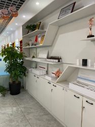 -蕾特恩专业祛痘国际连锁