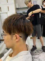 -秦·专注剪发