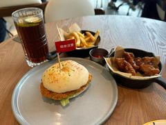 -必胜客(港城新天地店)