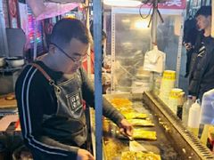 -许西美食一条街