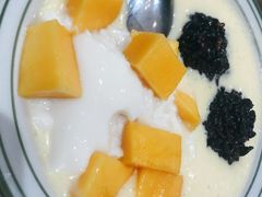 芒果豆花黑糯米-堂屋糖水店(愚园店)
