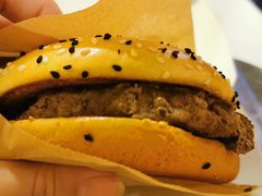 安格斯厚牛堡-麦当劳(城西银泰店)