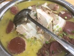 杀猪菜-李连贵熏肉大饼(太行山路分店)