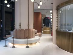 -Yearn Tours妍图(昆山万象汇店)