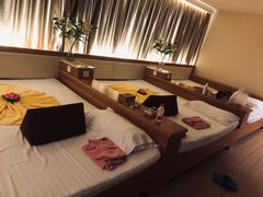 -良子足疗按摩