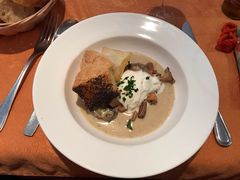 -ResTaurAnt S'ZWILLING Stuebel