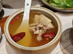 -蟹黄鱼·海派深夜面馆(巨鹿路店)