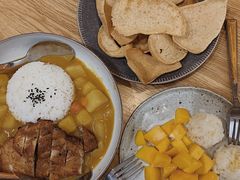 -About Bistro關於·泰式家庭料理