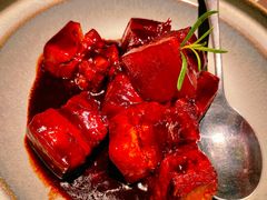 紫苏红烧肉-肆月河豚·新淮扬菜·烤鸭(中关村店)