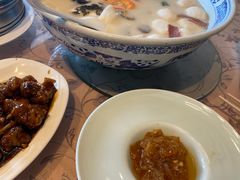 极品鱼头皇-山外山菜馆(玉泉路店)