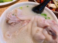 -雷祖芳老妈蹄花店