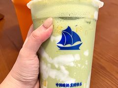 -奎屯友好时尚购物中心