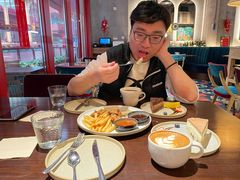 -Brut Eatery Wine Bar & Restaurant (建国东路店)