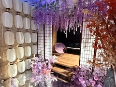 -米游妙妙屋cosplay换装自拍摄影体验馆