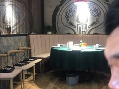 -叶派龙虾•招牌香辣蟹·海鲜(中海国际店)