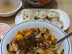 -李与白包子铺(桐梓林店)