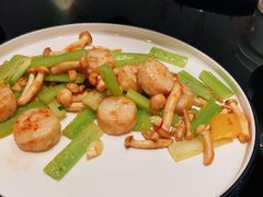 烧汁白玉菇炒带子-尚一汤·粤菜海鲜(环球港店)