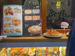 -Lia Cafe Bar Restaurant松山咖啡屋