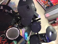 天空之城动漫电玩世界(南亚店)-天空之城·明日世界(南亚店)