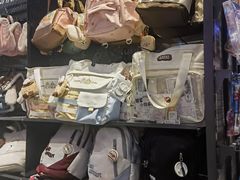 -酷乐潮玩(城西银泰城店)