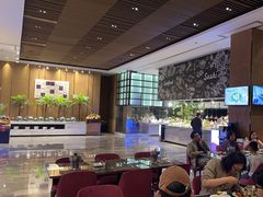 -飨食汇全日制餐厅·昆山皇冠假日酒店(九方店)