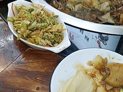 -农家乐大锅台铁锅炖(四流中路店)