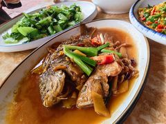 -鑫悦楼煎蟹·16年海鲜大排档