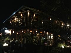 -Dash Teak House