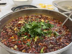 -余家庄肥肠鱼地方汤锅(银杏大道店)