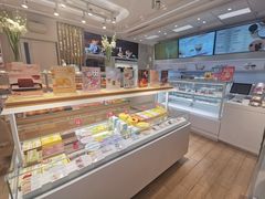 面包甜点陈列柜-好利来(团结湖店)