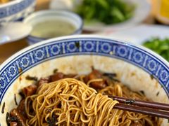 -沪西老弄堂面馆(定西路店)