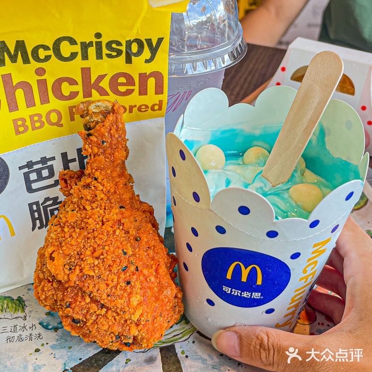 一口爆汁的芭比Q脆汁鸡也太好吃了吧！