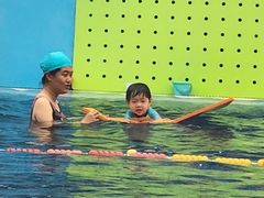 -龙格亲子游泳•水育早教运动中心