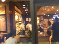 门面-星巴克(上海南站店)