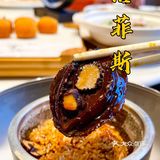 远离闹市喧嚣的私房菜馆，精致菜品让人赞不绝口