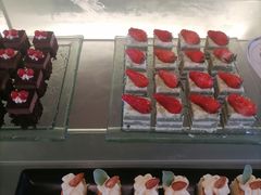 -鲤鱼洲酒店港鲤咖啡厅