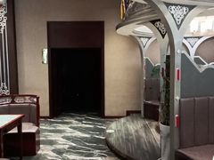 -哈啾嗨·新概念蒙餐(红星新城店)