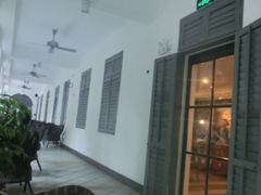 大堂-星巴克臻选(广州沙面店)