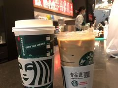 燕麦拿铁-星巴克(杭州湖滨银泰E区店)