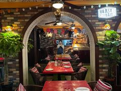 -Pistolera Mexican Cantina女枪手墨西哥餐厅(碧云路店)