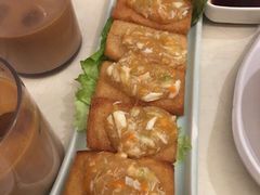 -新大咀港式茶餐厅(宝山万达店)