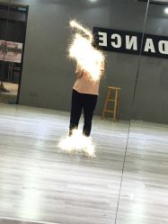 -STAR舞蹈工作室