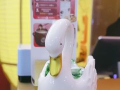 -芝小官毛肚火锅海鲜自助(苏州吴江区万宝店)
