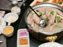 -艳阳天民俗村(公园路店)