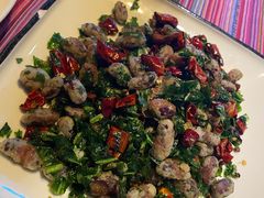 -香巴拉云南餐厅(华莱坞店)