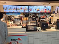 -肯德基(南京站A2检票口楼上)