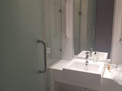 -全季酒店(上海火车站天目西路店)