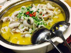 -严厨老坛酸菜鱼(吴江万宝店)