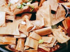 千岛湖笋干煲-姜君·千岛湖鱼头馆(浦东大道店)
